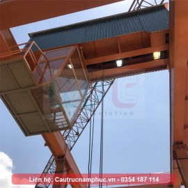 Cổng trục chân dê 25 tấn