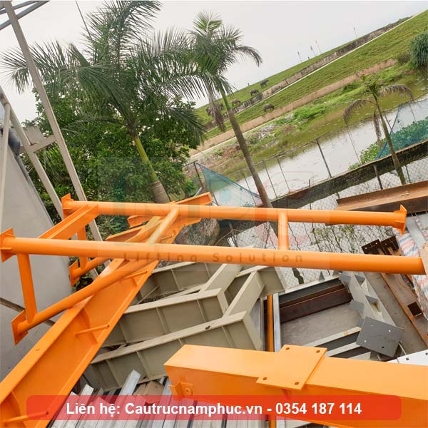 Sản xuất cổng trục bánh lốp