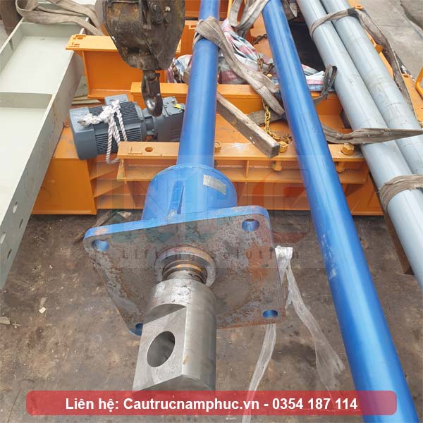 Máy vít tải trọng lớn