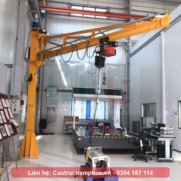 Ứng dụng của cầu trục quay 2 tấn