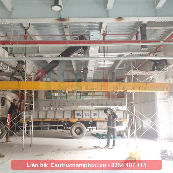 Xe cẩu lắp đặt monorail 3 tấn