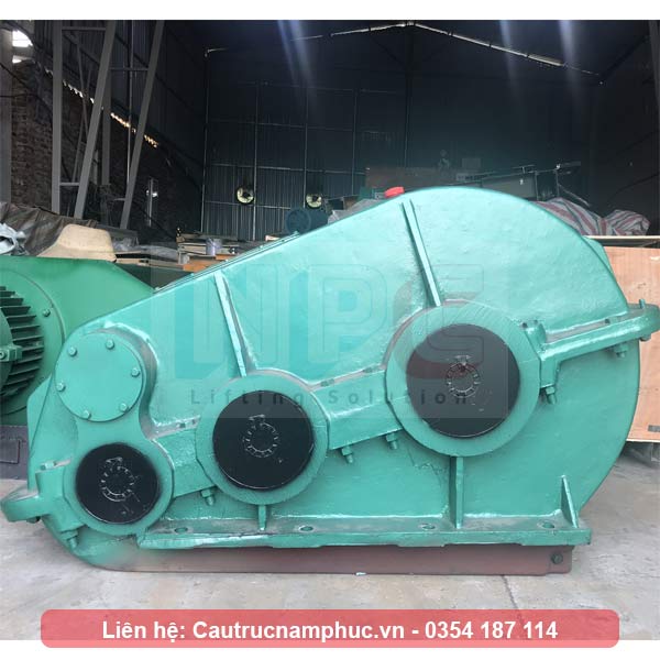 Hộp giảm tốc cho xe con cầu trục 30-5 tấn